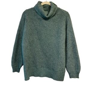 American Eagle Oversized Slouchy Turtleneck Sweater in Pine, Women's Small